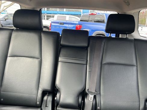 Used 2020 Toyota 4Runner Limited image 25