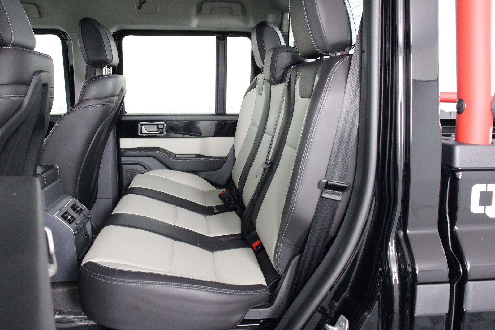 Used 2025 INEOS Grenadier Quartermaster AWD/4WD image 29