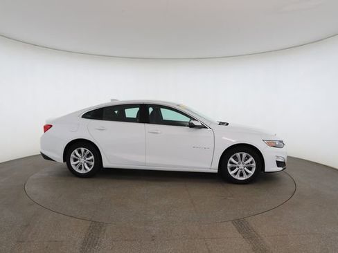 Used 2023 Chevrolet Malibu LT image 24