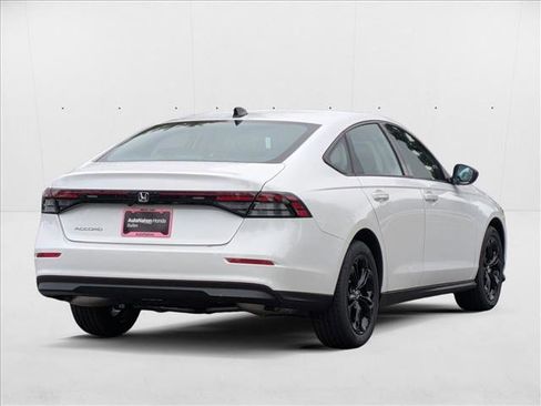 New 2025 Honda Accord SE image 2