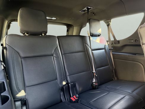 Used 2023 Chevrolet Suburban LS w/ Driver Alert Package image 43