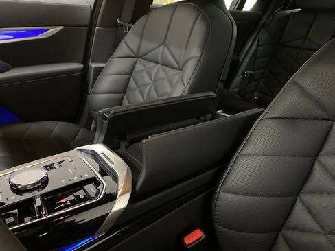 Used 2026 BMW 740i RWD image 65