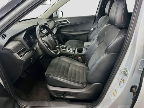 Used 2024 Mitsubishi Outlander SE AWD/4WD image 13