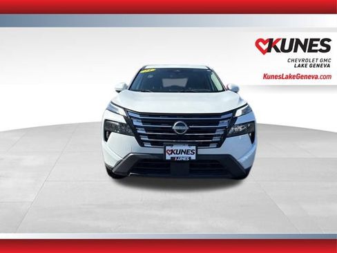 Used 2024 Nissan Rogue SV image 13