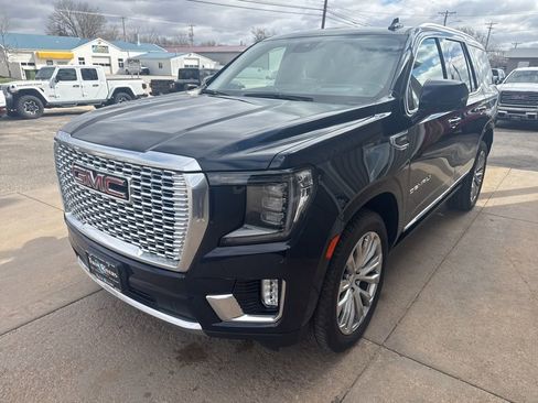Used 2023 GMC Yukon Denali image 5