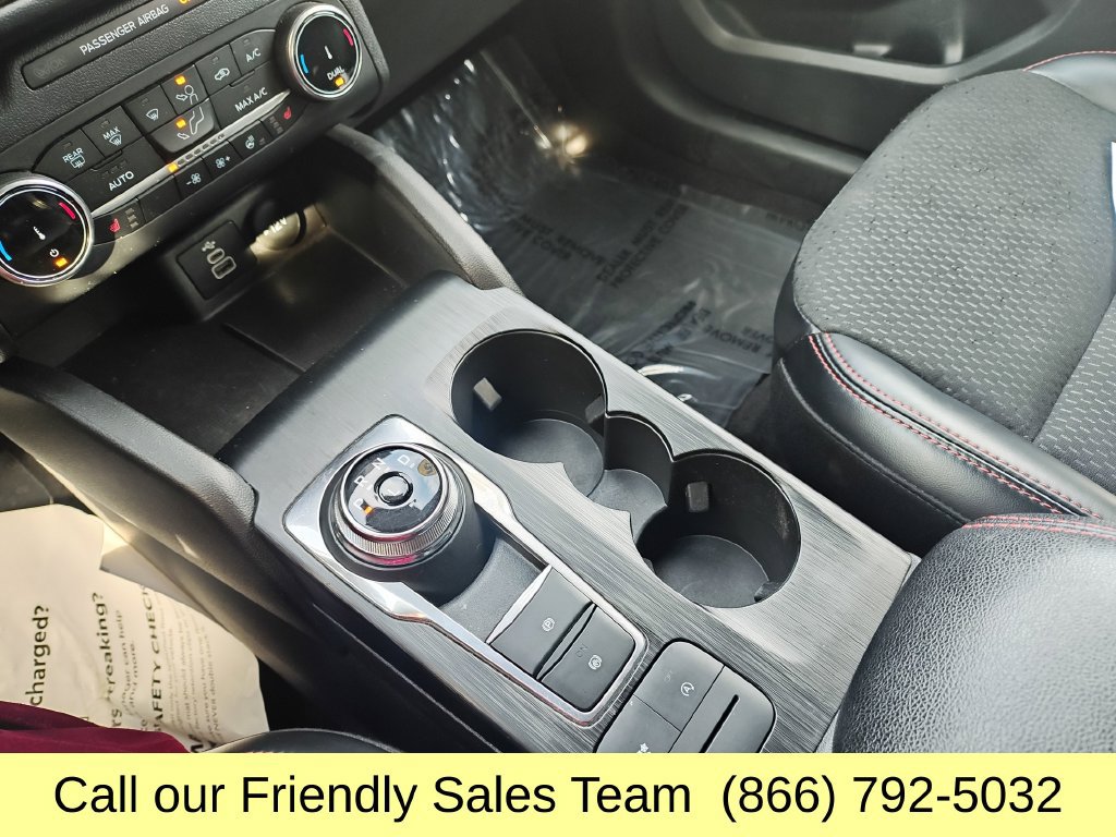 Used 2025 Ford Escape ST-Line Select AWD/4WD image 23