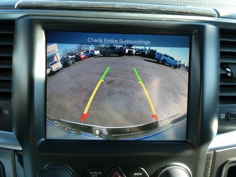 Used 2017 RAM 1500 Limited image 32