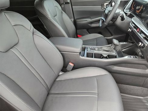 New 2026 Kia Sorento S w/ S Panoramic Sunroof Package FWD image 11