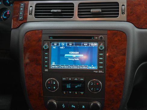Used 2011 Chevrolet Suburban LTZ AWD/4WD image 16