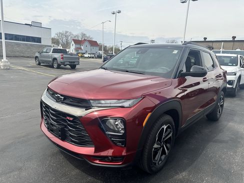 Used 2023 Chevrolet TrailBlazer RS w/ Technology Package image 3