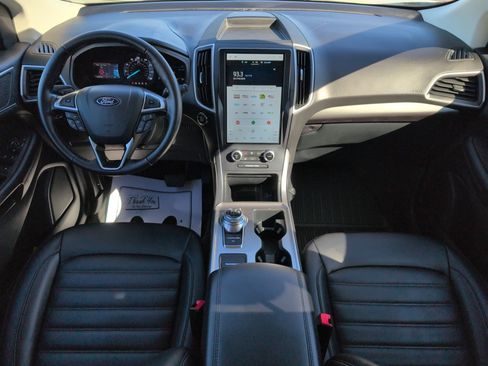 Used 2023 Ford Edge SEL w/ Convenience Package image 9