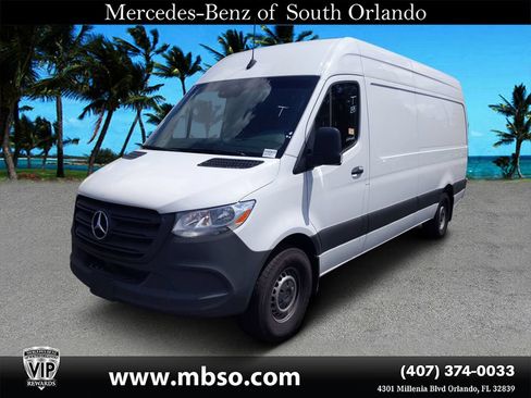 Used 2022 Mercedes-Benz Sprinter 2500 image 5