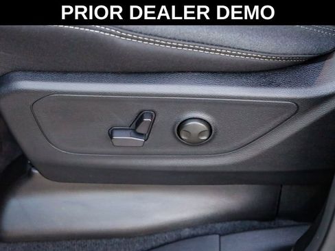 New 2026 RAM 1500 4x4 Crew Cab image 22