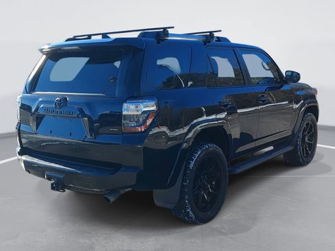 Used 2021 Toyota 4Runner SR5 image 5