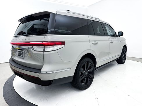 Used 2022 Lincoln Navigator Reserve image 20