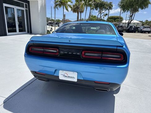 Used 2019 Dodge Challenger SXT RWD image 25