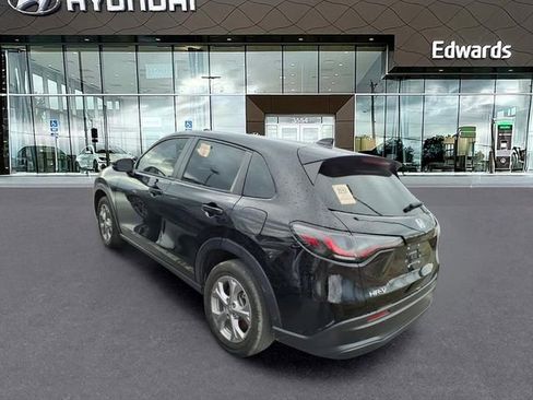 Used 2024 Honda HR-V LX image 3