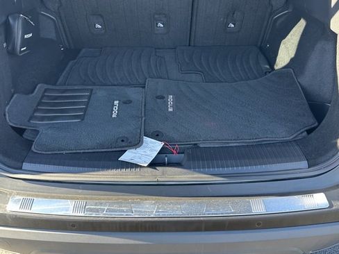 Certified 2023 Nissan Rogue SV w/ SV Premium B Package image 17