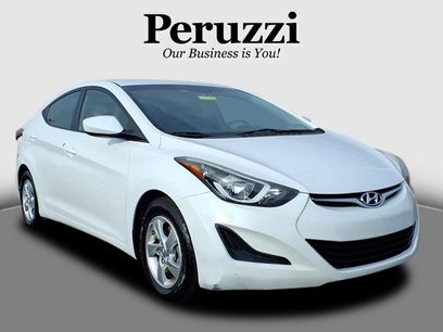 Used 2015 Hyundai Elantra SE