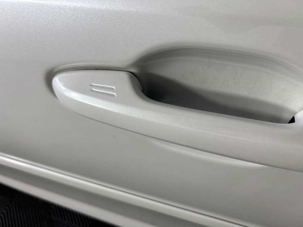 Used 2019 Toyota Highlander Limited AWD/4WD image 8