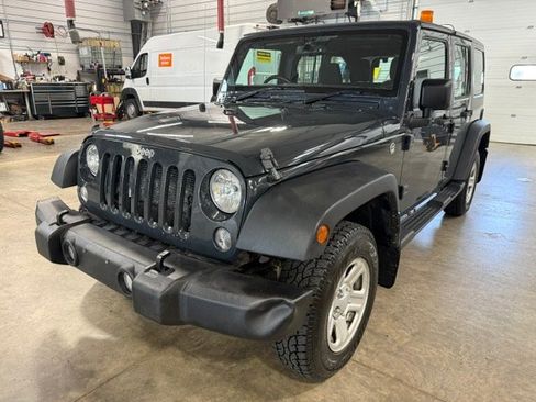 Used 2018 Jeep Wrangler Unlimited Sport AWD/4WD image 30