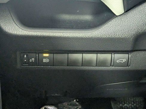 Certified 2025 Toyota RAV4 XLE w/ Convenience Package AWD/4WD image 17