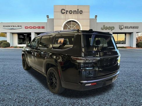 New 2026 Jeep Grand Wagoneer Limited AWD/4WD image 3