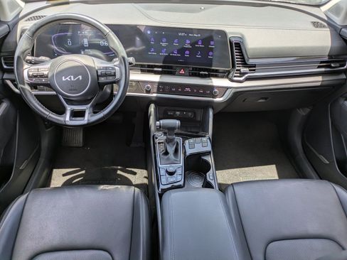 Certified 2025 Kia Sportage EX FWD image 12