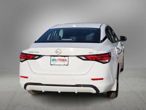 Used 2024 Nissan Sentra SV image 7