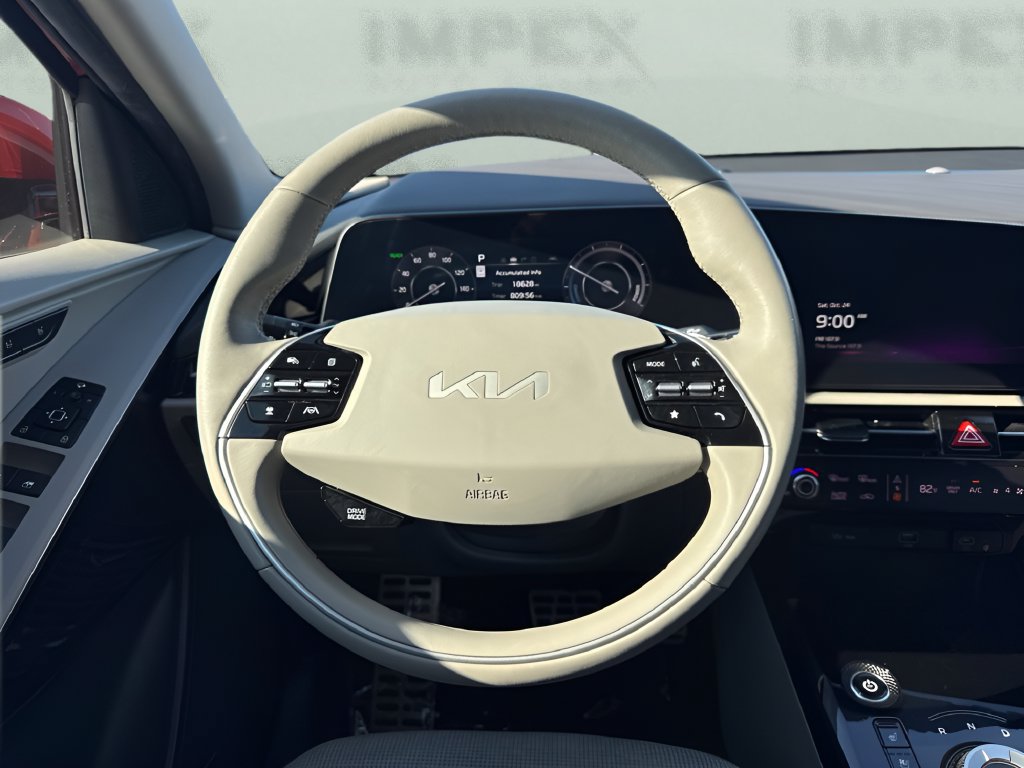 Used 2023 Kia Niro Wave FWD image 13