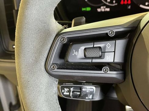 Certified 2025 Porsche Cayenne GTS AWD/4WD image 41