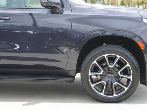 Used 2024 Chevrolet Tahoe RST w/ Luxury Package AWD/4WD image 9