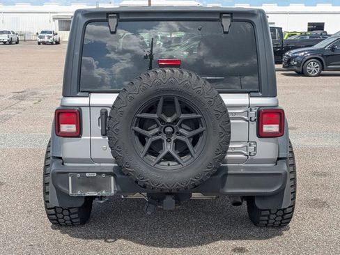 Used 2018 Jeep Wrangler Unlimited Sport S AWD/4WD image 6