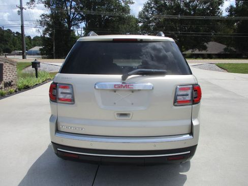Used 2014 GMC Acadia SLE FWD image 8