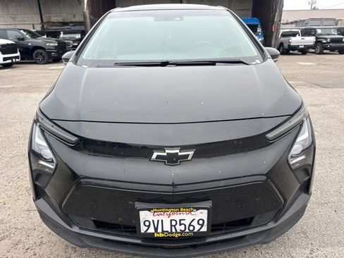 Used 2023 Chevrolet Bolt LT w/ Driver Confidence Package FWD image 2