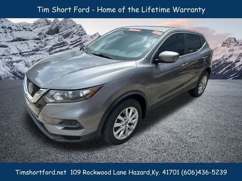 Used 2020 Nissan Rogue Sport S w/ Appearance Package image 1