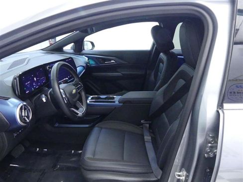 Used 2024 Chevrolet Equinox EV LT AWD/4WD image 19