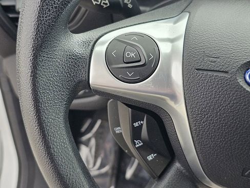 Used 2016 Ford Escape SE FWD image 31