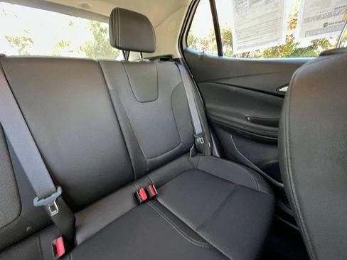 Used 2025 Buick Encore GX Preferred FWD image 31