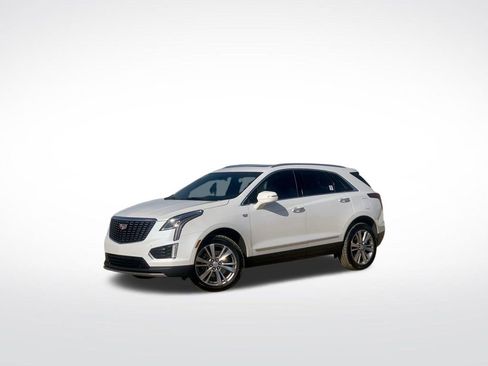 Certified 2024 Cadillac XT5 Premium Luxury FWD image 1
