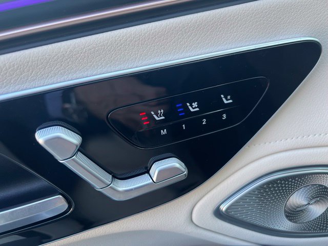 Used 2023 Mercedes-Benz EQS 580 4MATIC Sedan image 26