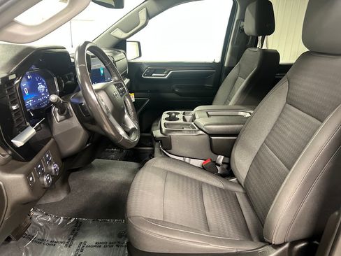 Certified 2022 Chevrolet Silverado 1500 RST w/ Protection Package AWD/4WD image 13