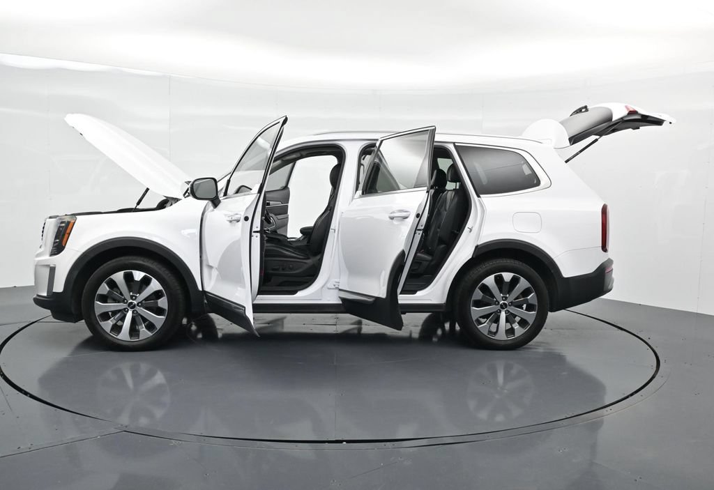 Used 2022 Kia Telluride S AWD/4WD image 42