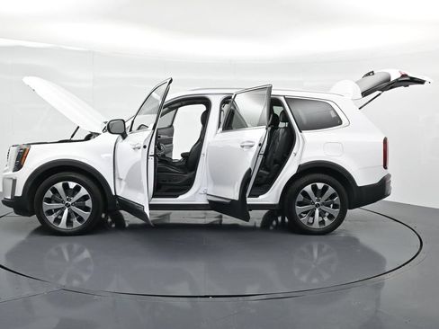 Used 2022 Kia Telluride S AWD/4WD image 42