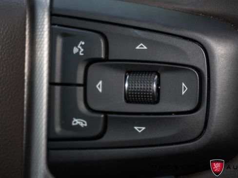 Used 2025 GMC Sierra 1500 Denali AWD/4WD image 39