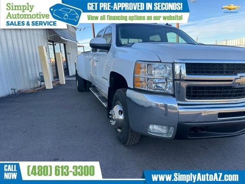 Used 2007 Chevrolet Silverado 3500 LTZ w/ EZ-Lift Tailgate Package image 4