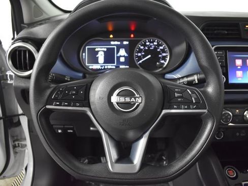 Used 2025 Nissan Versa SV w/ Trunk Package FWD image 13