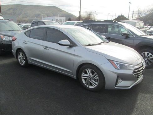 Used 2020 Hyundai Elantra SEL w/ Cargo Package (C1) image 1