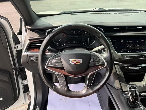 Used 2021 Cadillac XT5 Premium Luxury AWD/4WD image 32