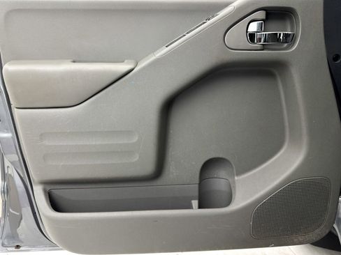 Used 2020 Nissan Frontier SV AWD/4WD image 26